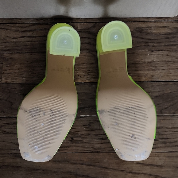 New! Neon Green Transparent Clear Slides Mules Sandals Structured Heels - Picture 3 of 8